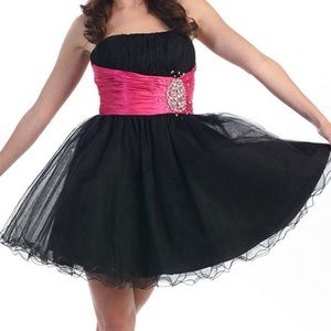 MAY QUEEN BLACK & FUCHSIA BEADED ACCENT FIT AND FLARE DRESS: NWT: SZ 4